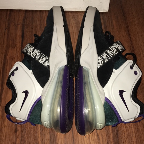 Air Force 270 Carnivore Colorway - Picture 4 of 4